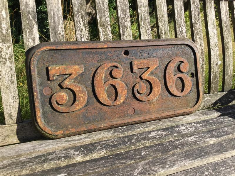 o08